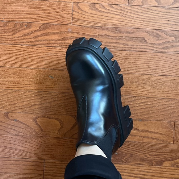 Prada Chelsea Boot - Picture 4 of 4